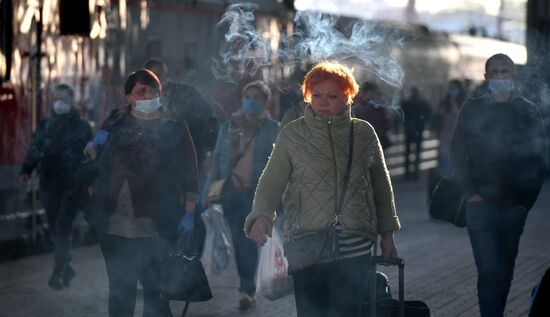 Russia Coronavirus Lockdown Ease