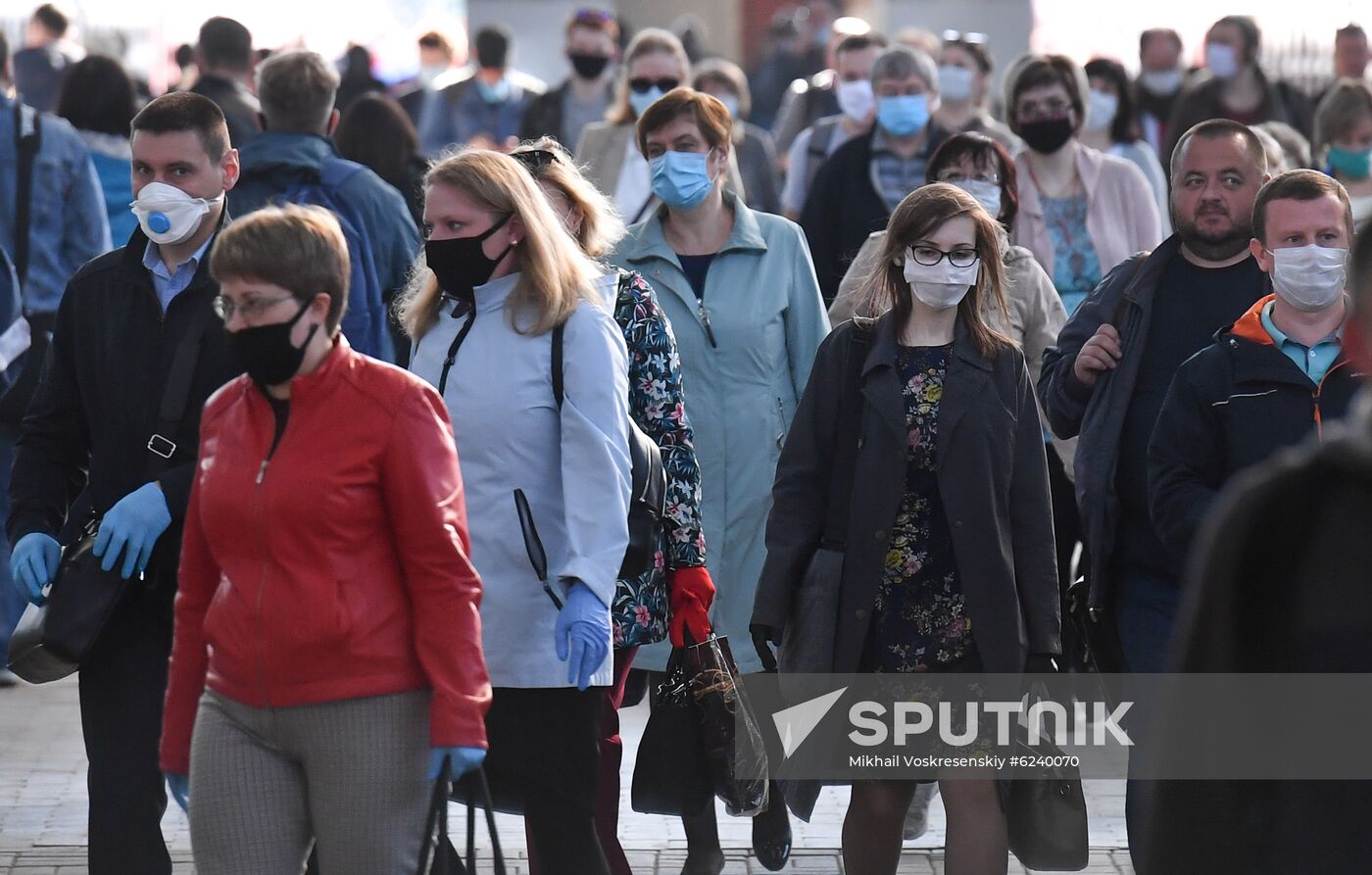 Russia Coronavirus Lockdown Ease