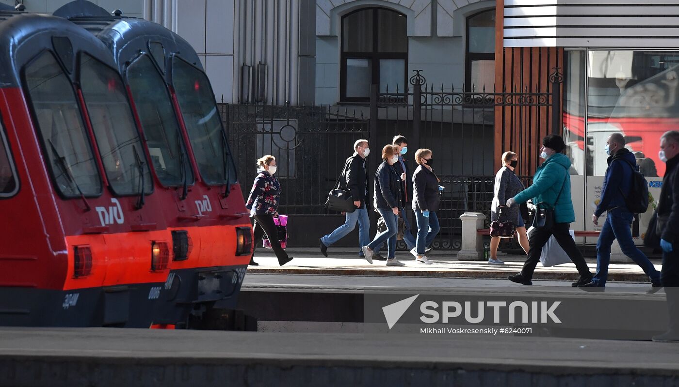 Russia Coronavirus Lockdown Ease