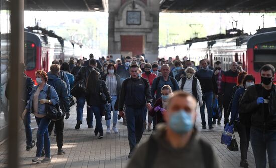 Russia Coronavirus Lockdown Ease