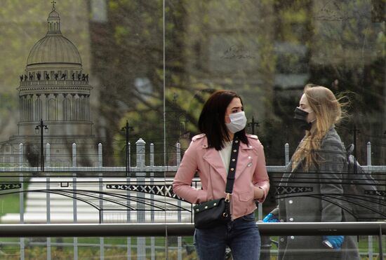 Russia Coronavirus Lockdown Ease