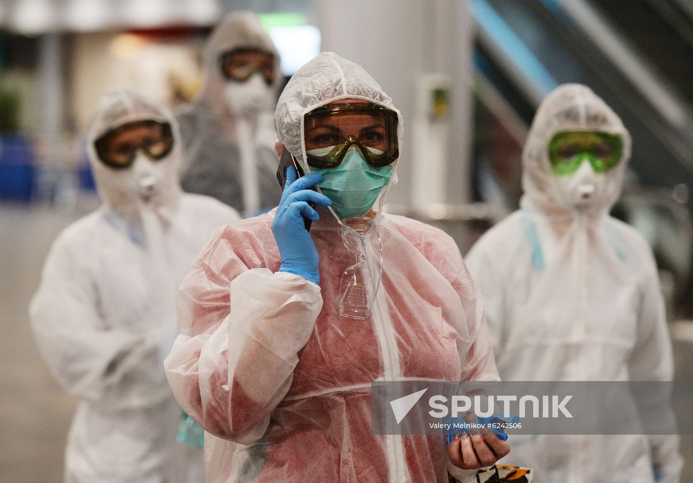 Russia Coronavirus Tourists Return