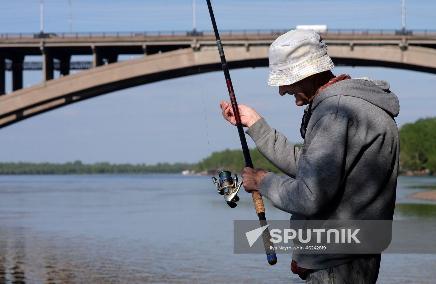 Russia Coronavirus Lockdown Ease