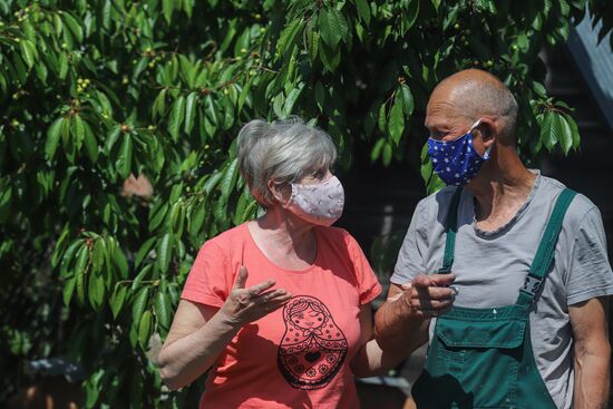Russia Coronavirus Lockdown Ease