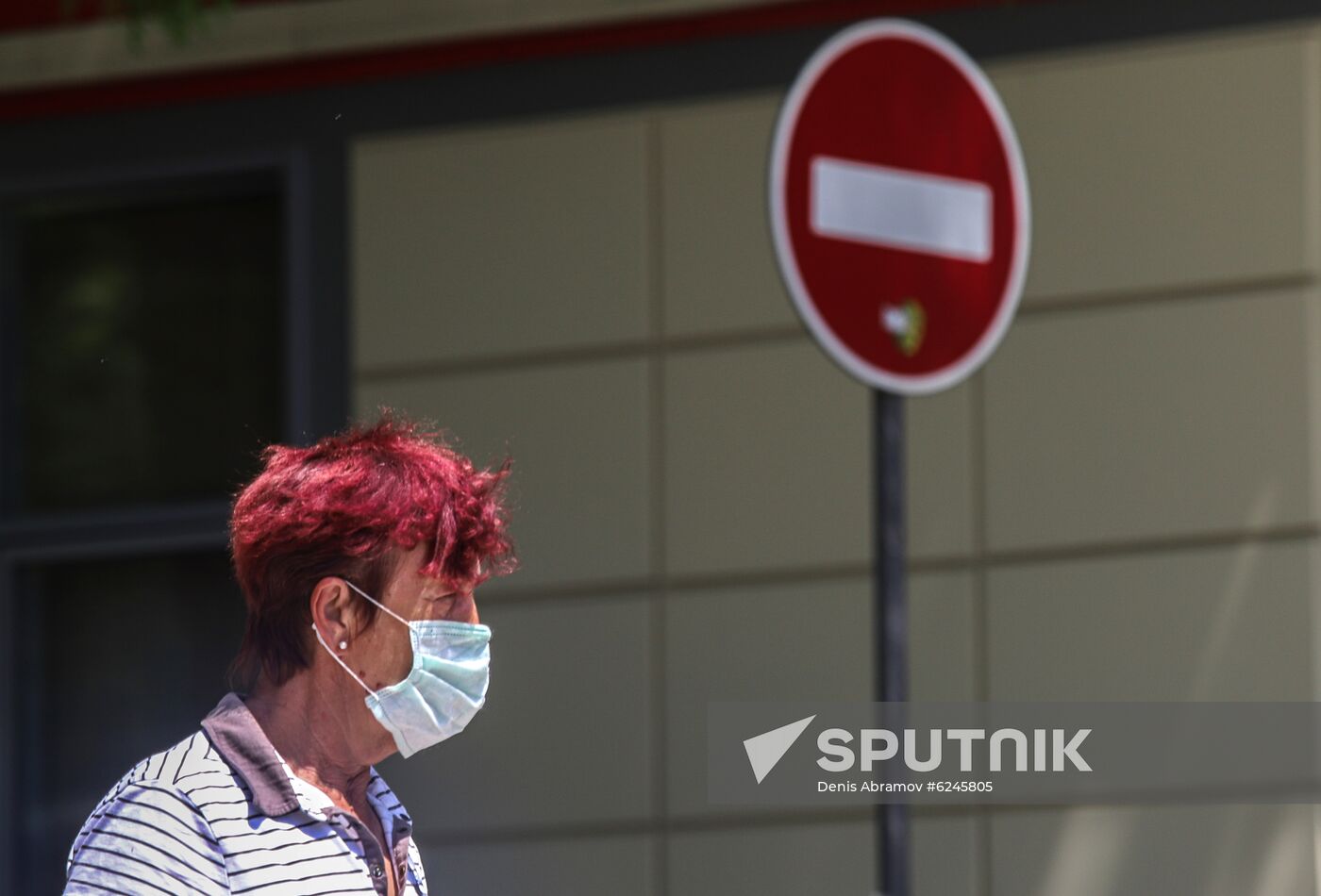 Russia Coronavirus Lockdown Ease