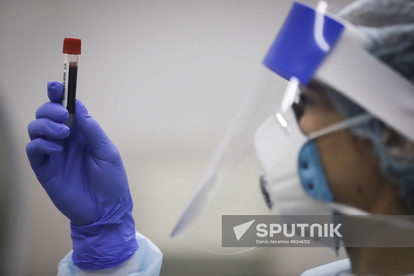 Russia Coronavirus Tests