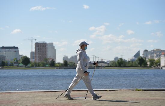 Russia Coronavirus Lockdown Ease