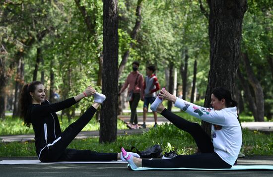 Russia Coronavirus Lockdown Ease