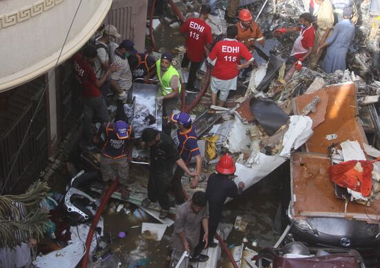 Pakistan Plane Crash