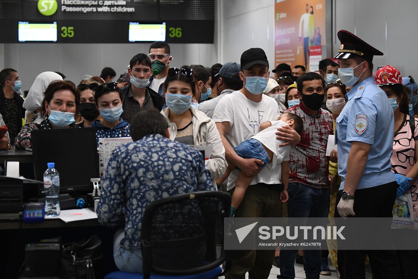 Russia Coronavirus International Flight