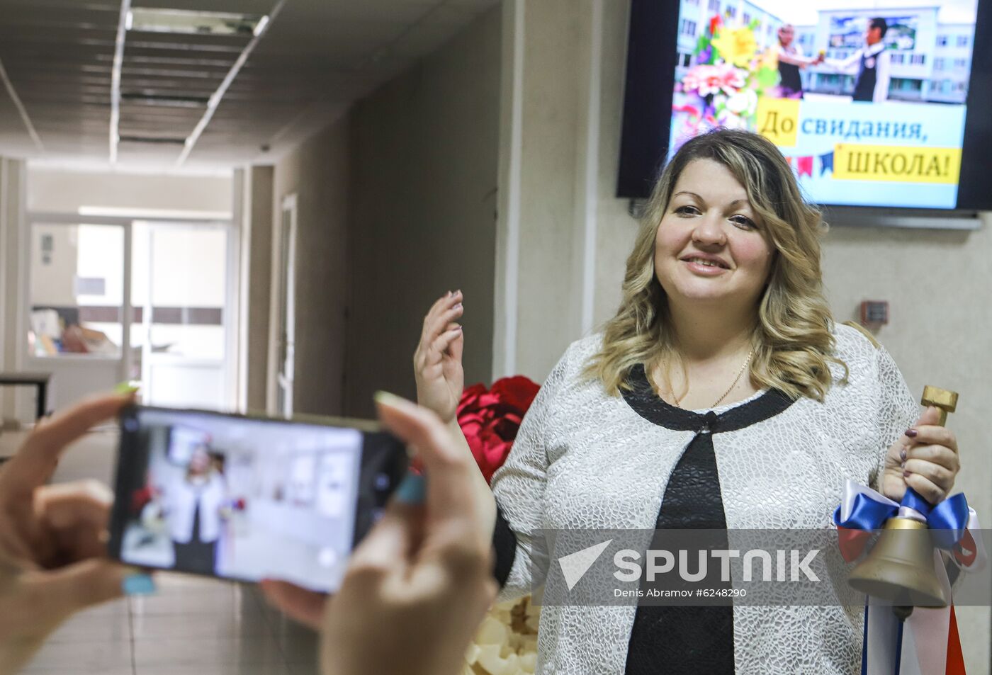 Russia Coronavirus Graduates Farewell Bell