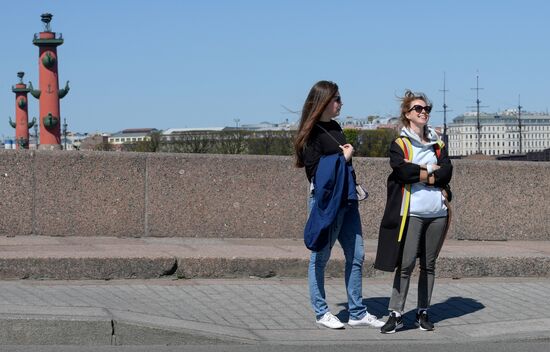 Russia Coronavirus Graduates Farewell Bell