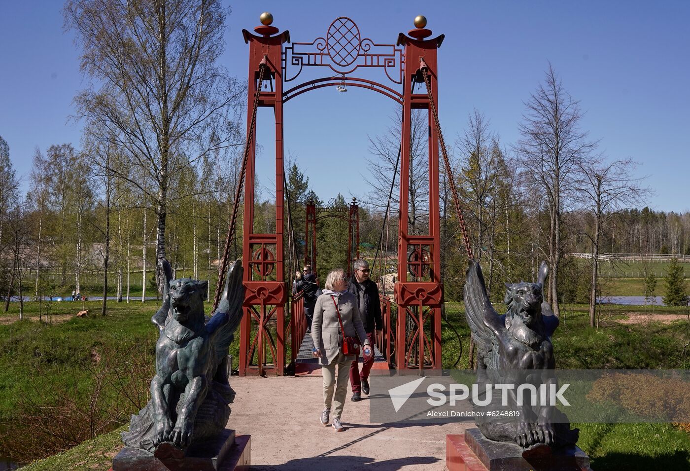 Russia Coronavirus Lockdown Ease