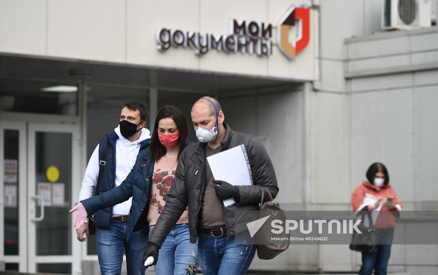 Russia Coronavirus Lockdown Ease