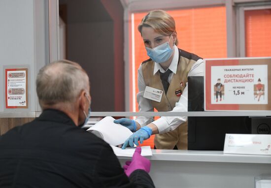 Russia Coronavirus Lockdown Ease 