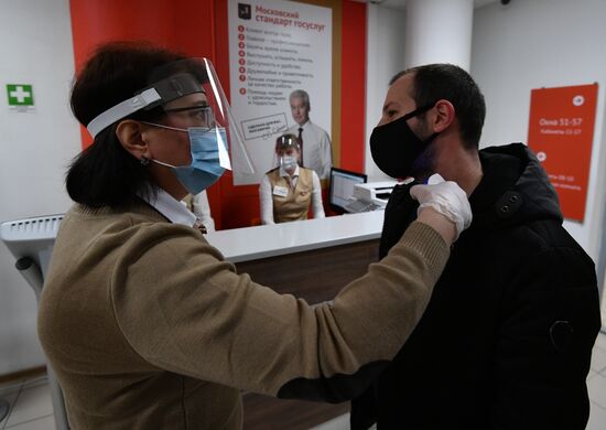 Russia Coronavirus Lockdown Ease 