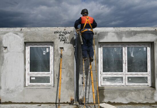 Russia Coronavirus Lockdown Ease