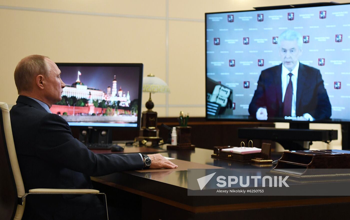 Russia Putin Coronavirus Moscow Lockdown Ease