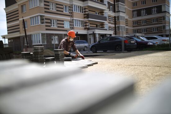 Russia Coronavirus Lockdown Ease