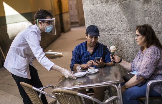 Spain Coronavirus Lockdown Ease 