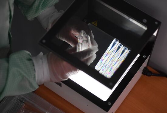 Russia Vials Production
