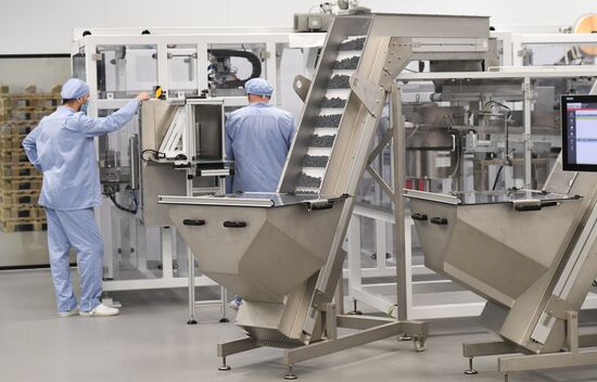 Russia Vials Production