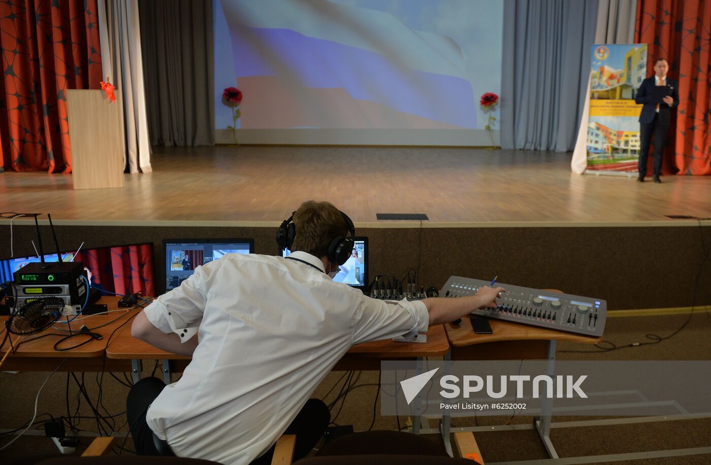 Russia Coronavirus Graduates Farewell Bell