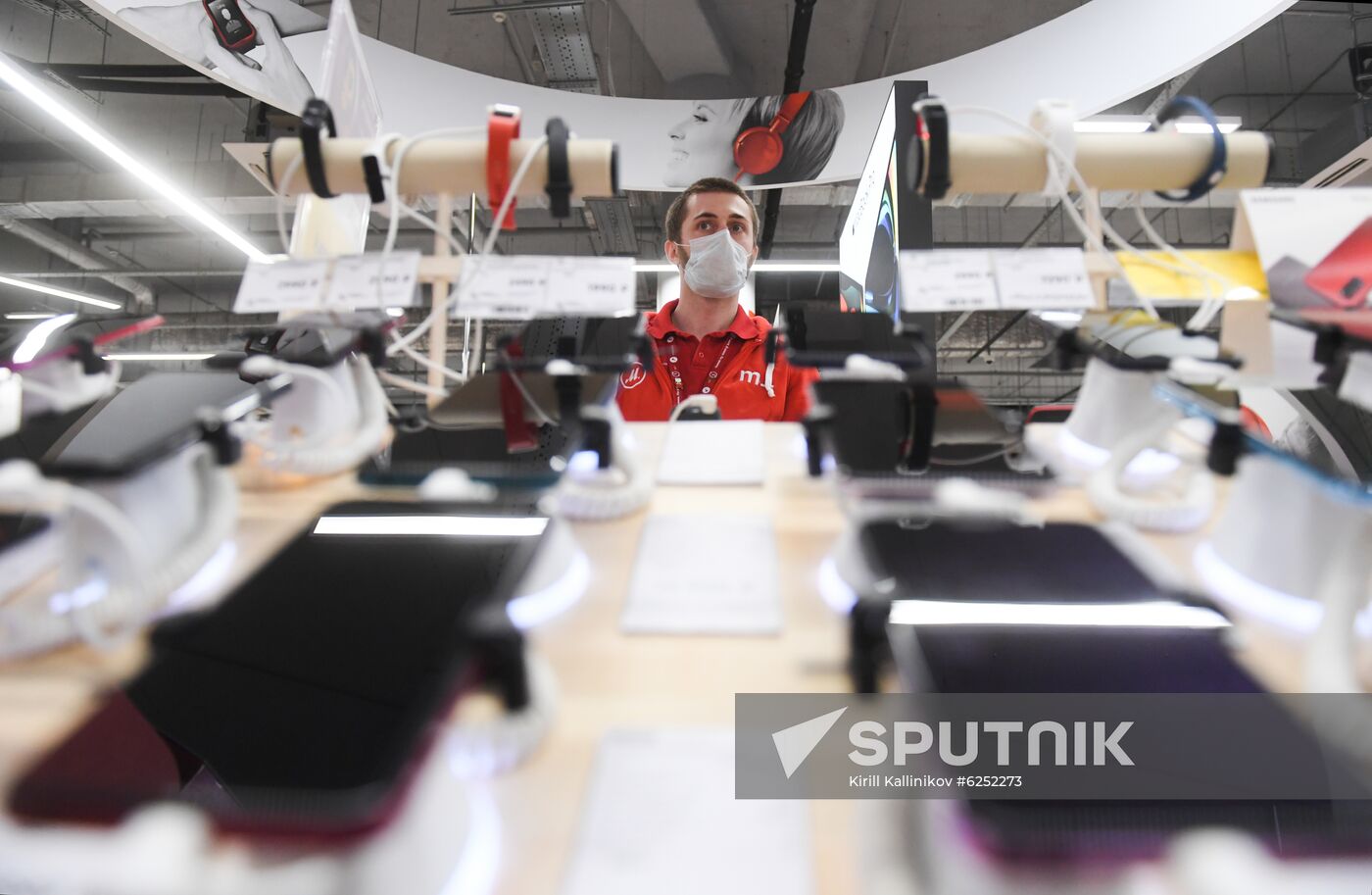 Russia Coronavirus Lockdown Ease
