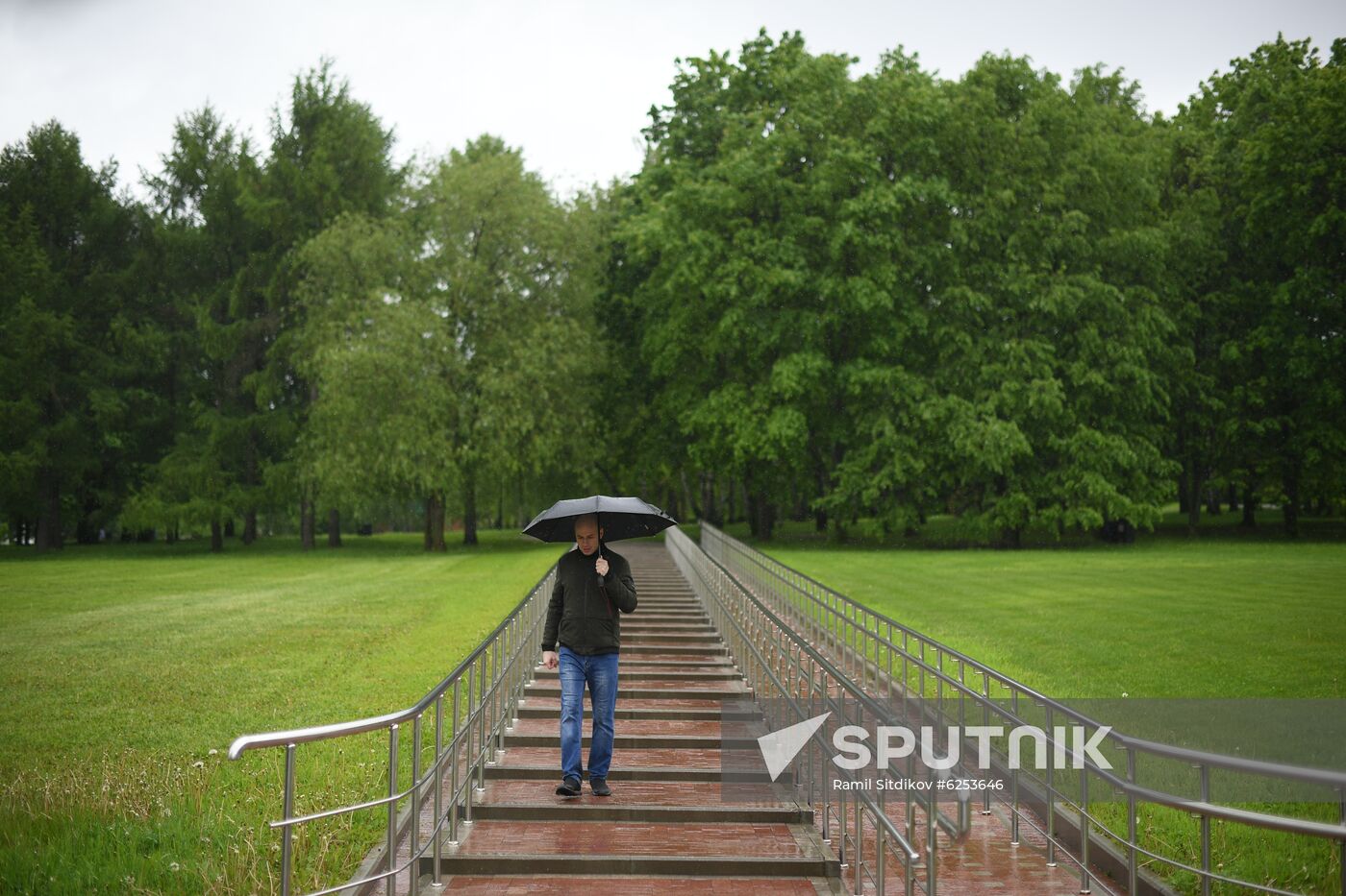 Russia Coronavirus Lockdown Ease