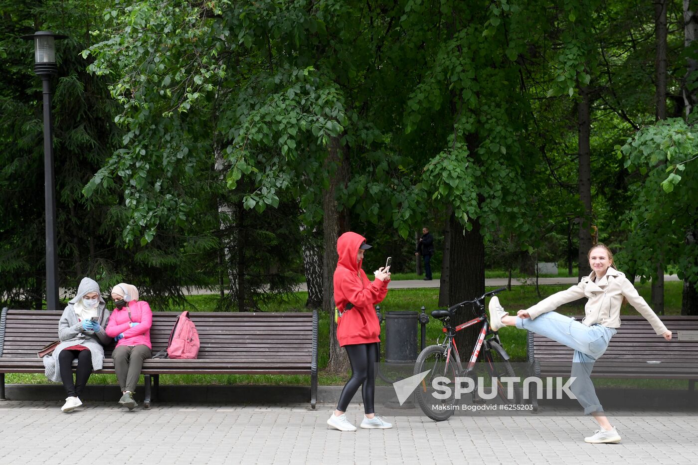 Russia Coronavirus Lockdown Ease