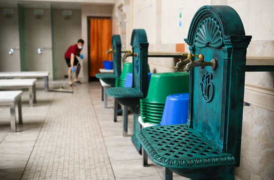 Russia Coronavirus Lockdown Ease
