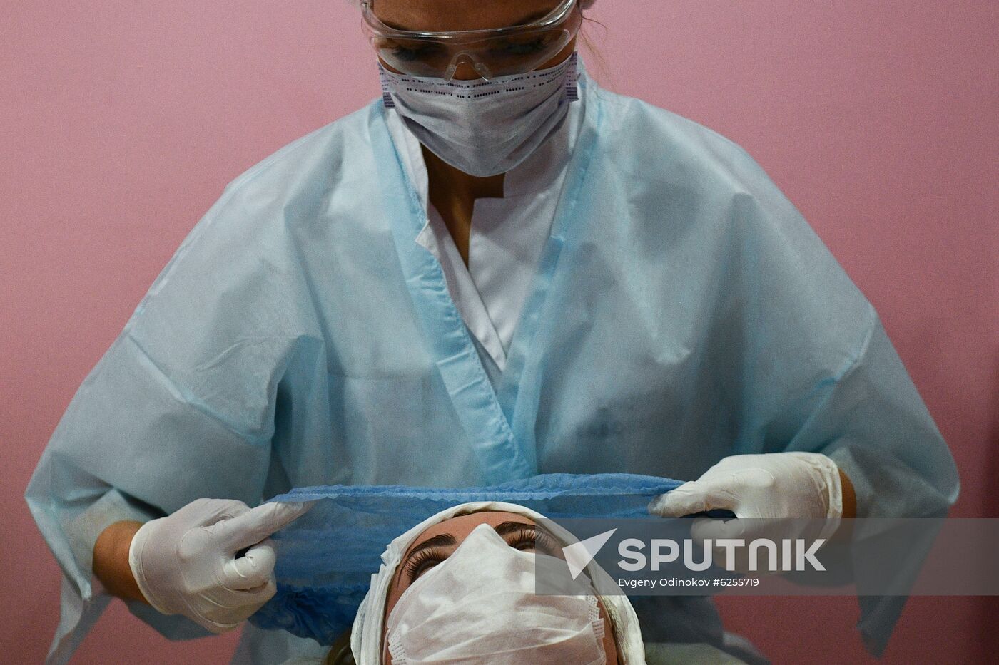 Russia Coronavirus Lockdown Ease