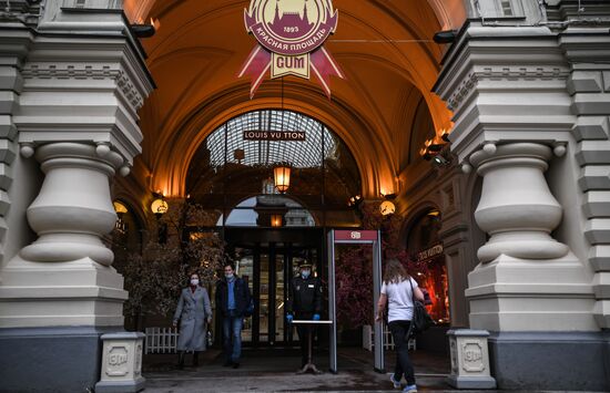 Russia Coronavirus Lockdown Ease
