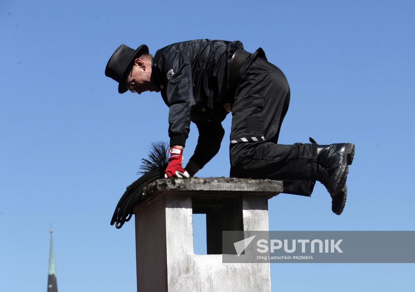 Estonia Chimney Sweeper
