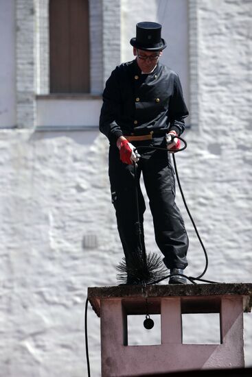 Estonia Chimney Sweeper