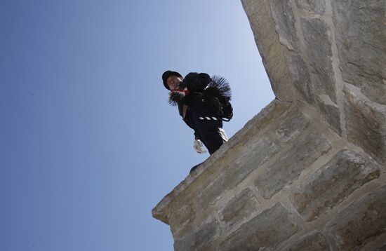 Estonia Chimney Sweeper