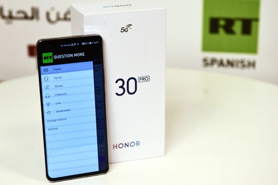 Russia RT HUAWEI HONOR Partnership