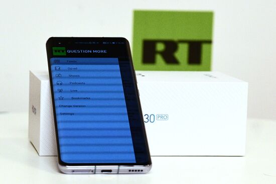 Russia RT HUAWEI HONOR Partnership