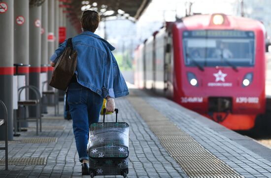 Russia Coronavirus Lockdown Ease