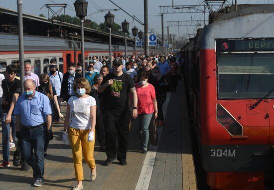Russia Coronavirus Lockdown Ease