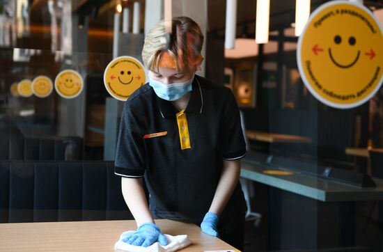 Russia Coronavirus Lockdown Ease