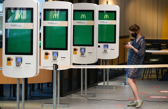 Russia Coronavirus Lockdown Ease