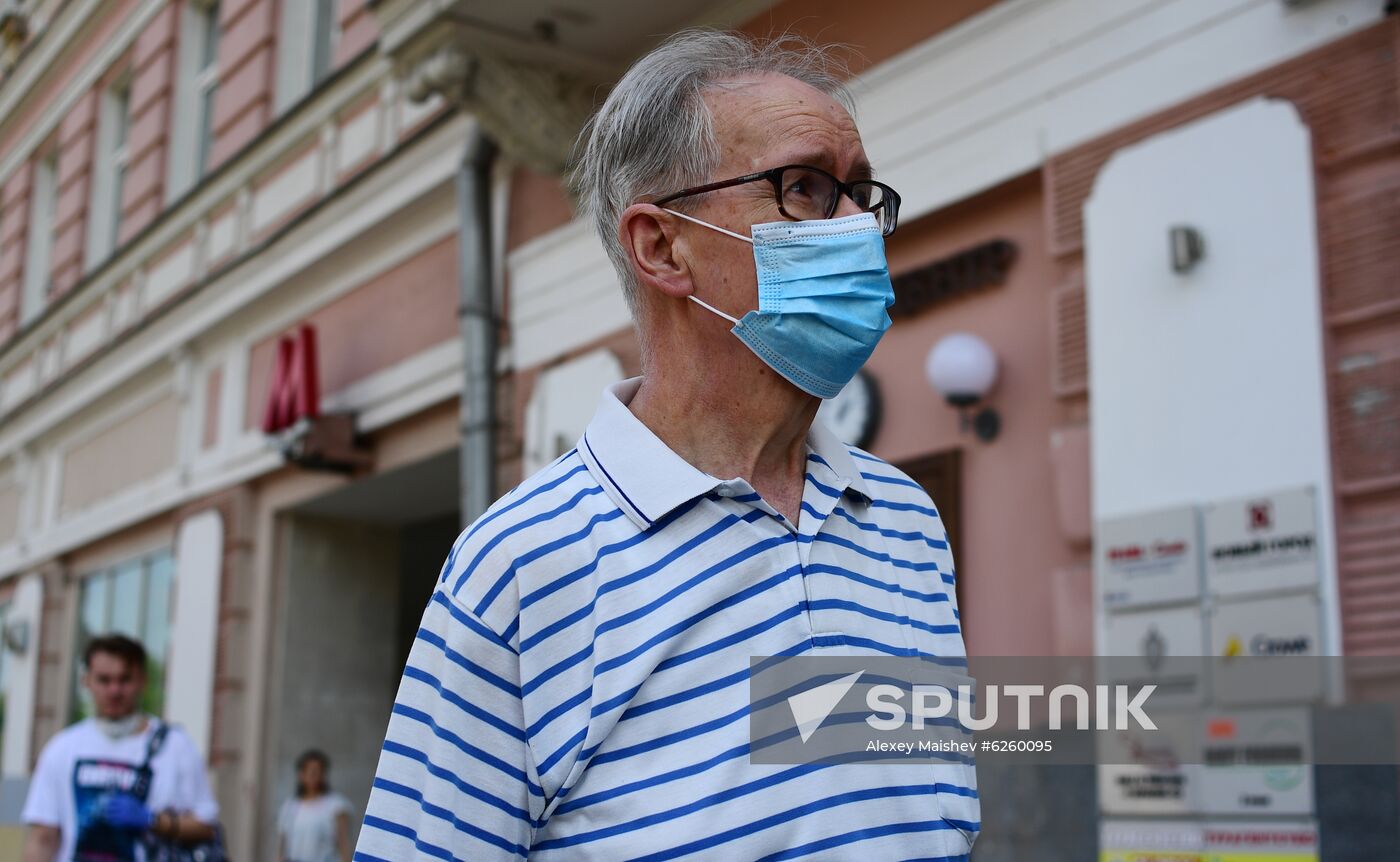 Russia Coronavirus Lockdown Ease