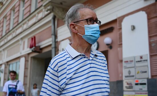 Russia Coronavirus Lockdown Ease