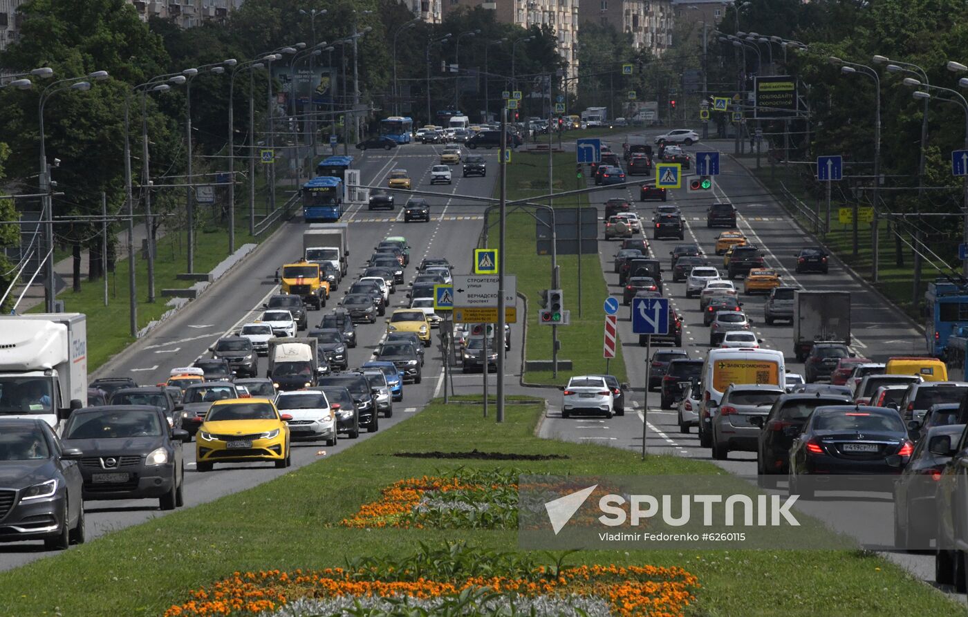 Russia Coronavirus Lockdown Ease