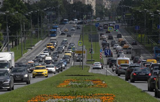 Russia Coronavirus Lockdown Ease