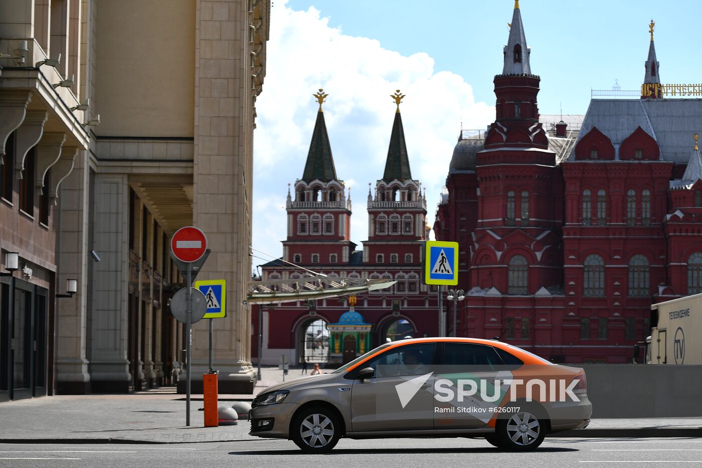 Russia Coronavirus Lockdown Ease