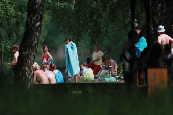 Russia Coronavirus Lockdown Ease