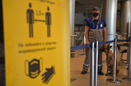 Russia Coronavirus Lockdown Ease