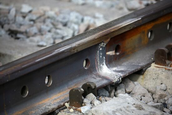 Restoring railway traffic near Murmansk around collapsed bridge